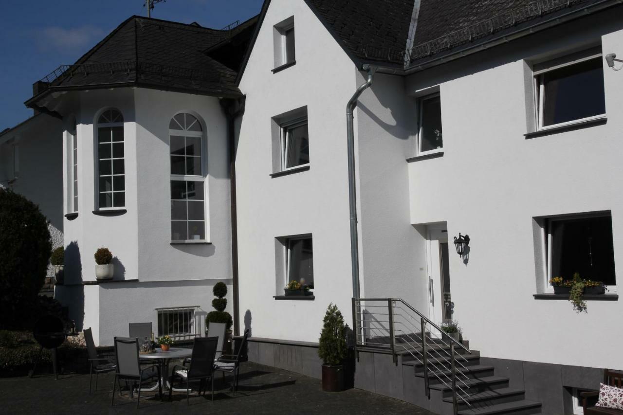 Ferienhaus Am Kreuzberg - Nuerburgring Ulmen Екстер'єр фото