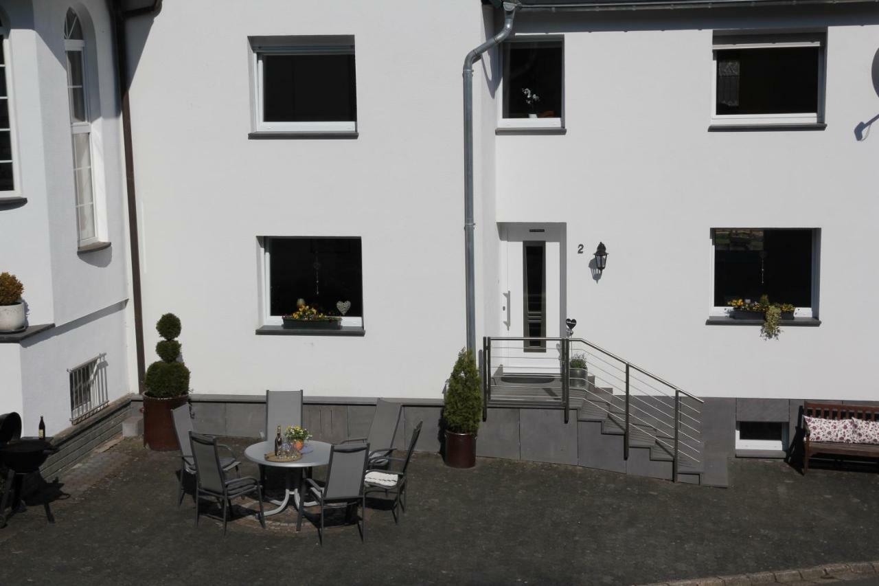 Ferienhaus Am Kreuzberg - Nuerburgring Ulmen Екстер'єр фото